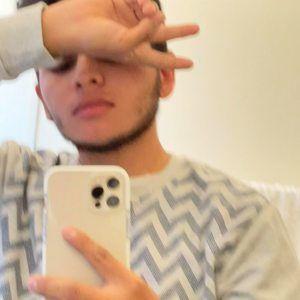 Meet your Posher, Alex